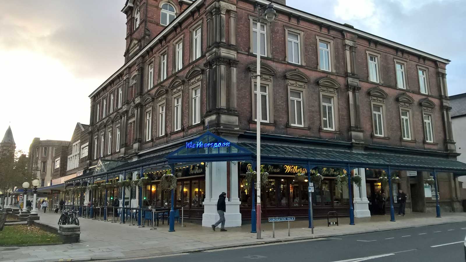 The Sir Henry Seagrave, Southport